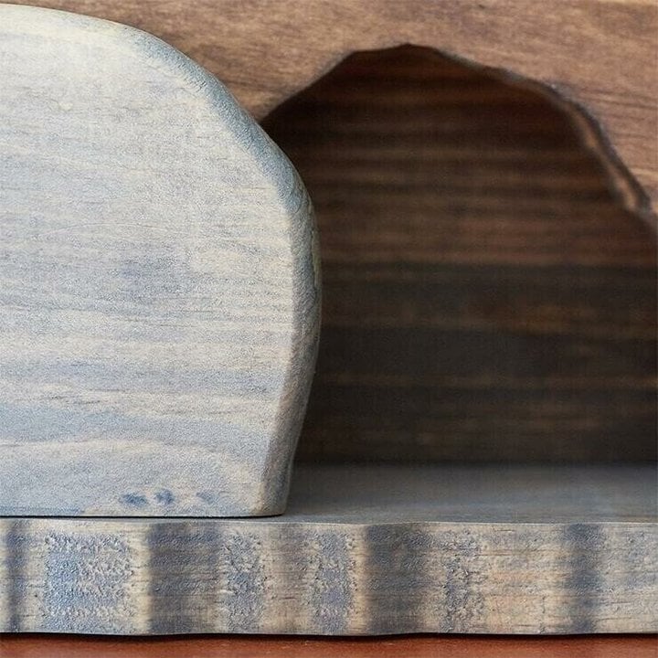 Jesus Tomb-Easter Scene Wooden Decoration